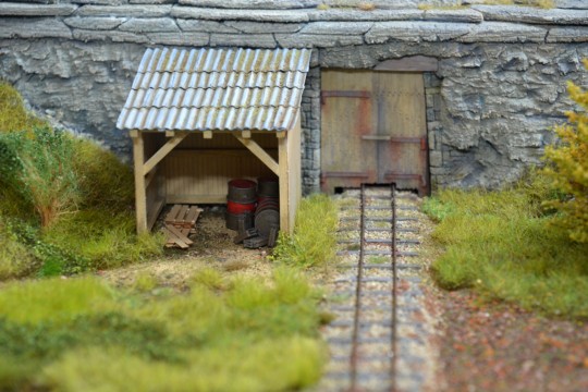 Feldweg und Gel�nde