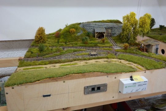 Feldweg und Gel�nde