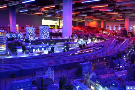 Loxx am Alex - Miniatur Welten Berlin