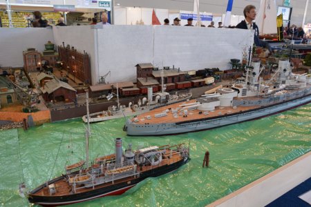 Hafendiorama, Schiffsmodellbau