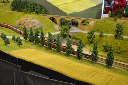 Spitzkehrenbahnhof Lauscha, H0