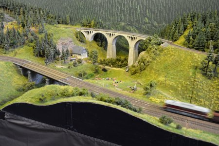 Spitzkehrenbahnhof Lauscha, H0