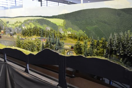 Spitzkehrenbahnhof Lauscha, H0