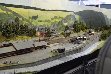 Spitzkehrenbahnhof Lauscha, H0