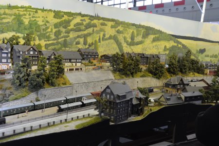 Spitzkehrenbahnhof Lauscha, H0