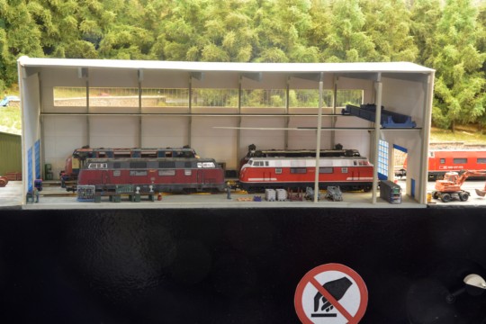 Altes Blech, neuer Lack, N
