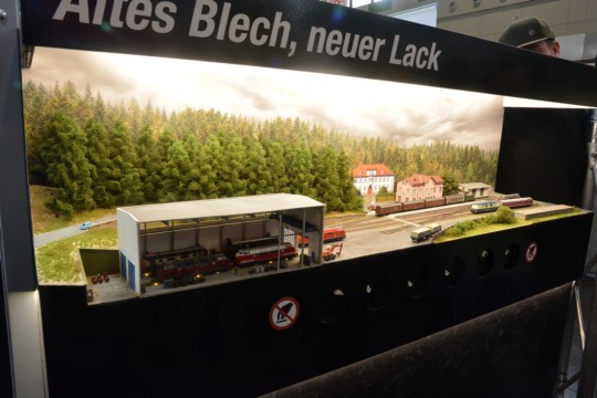 Altes Blech, neuer Lack, N