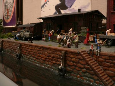 Diorama - G�terumschlag am Hafen